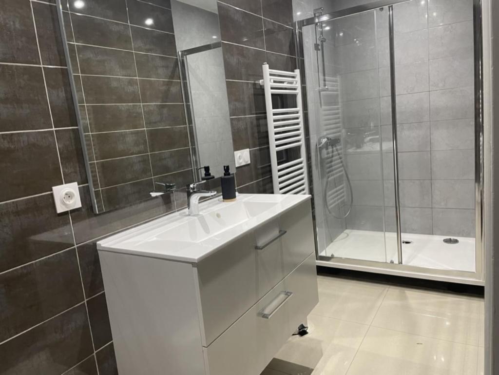 L'Escale Feerique Villa Auxerre Ngoại thất bức ảnh